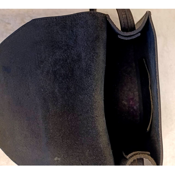 Vintage Leather Asymmetrical Purse With Front Snap made of Black Thick Leather - Picture 5 of 5